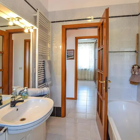 2 Bedroom Cozy In * 그라도